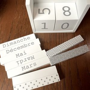 Cute White Block Calendar